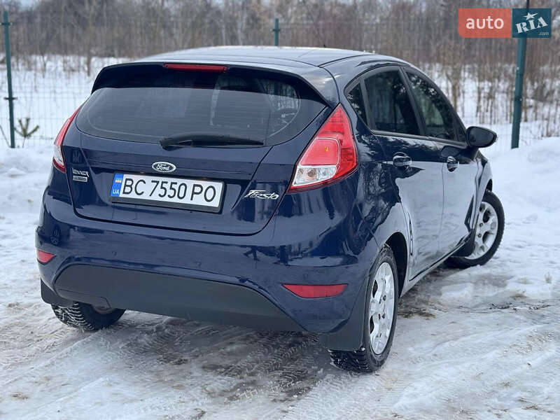 Хэтчбек Ford Fiesta 2013 в Дрогобыче