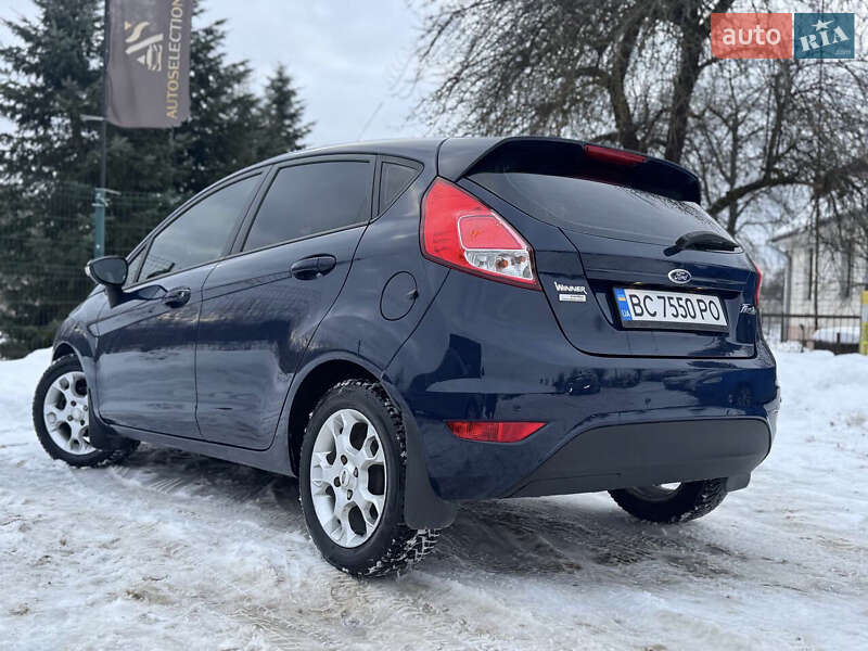 Хэтчбек Ford Fiesta 2013 в Дрогобыче