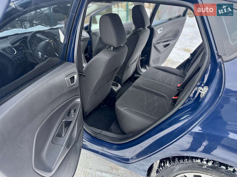 Хэтчбек Ford Fiesta 2013 в Дрогобыче