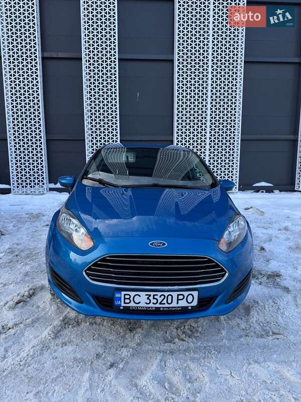 Хэтчбек Ford Fiesta 2017 в Львове