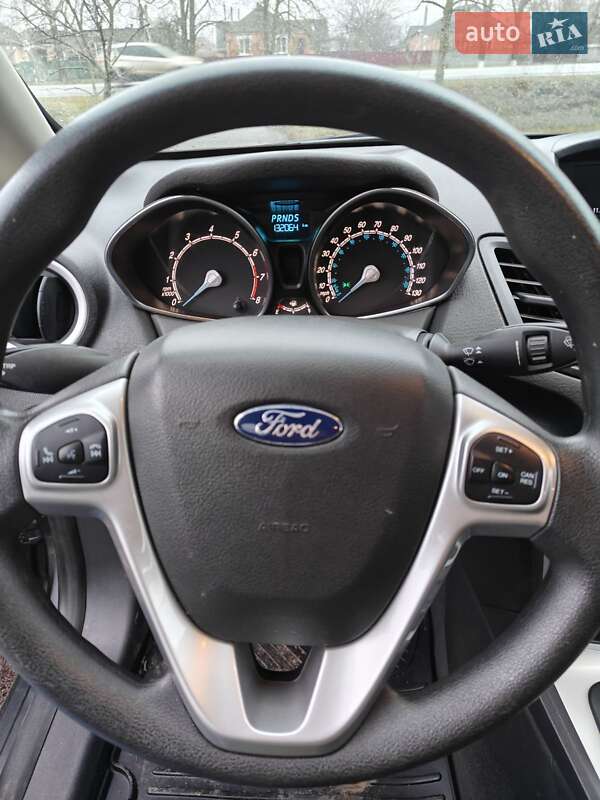 Седан Ford Fiesta 2018 в Ромнах фото 11 Седан Ford Fiesta 2018 в Ромнах