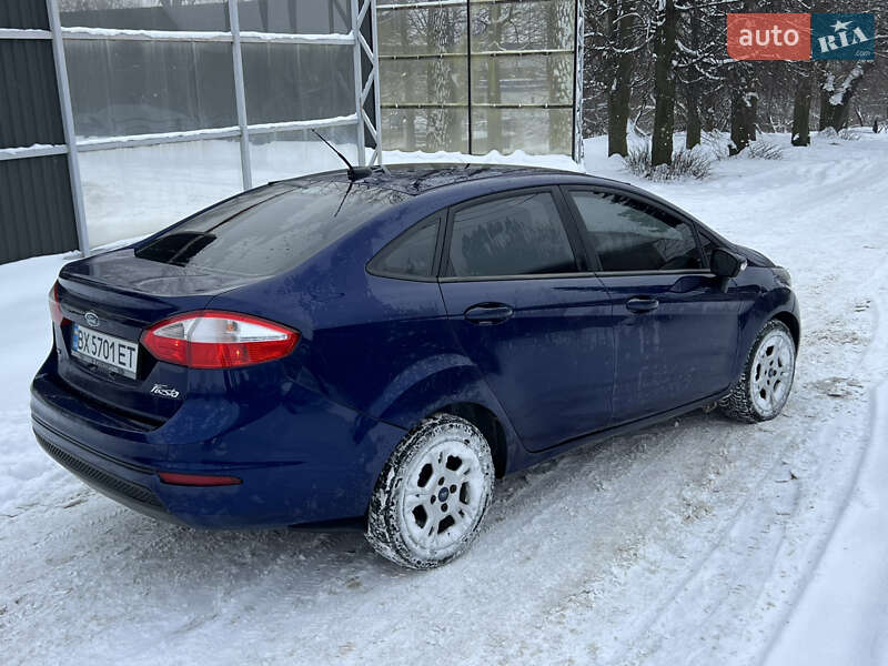 Седан Ford Fiesta 2016 в Хмельницком