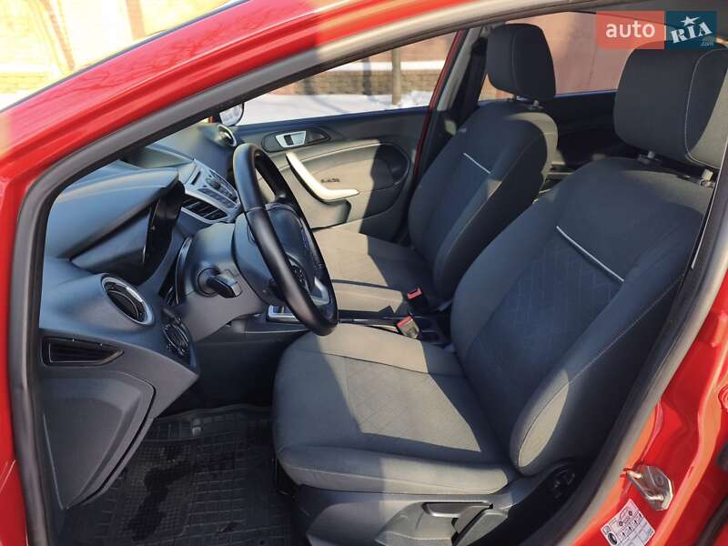 Хэтчбек Ford Fiesta 2012 в Харькове