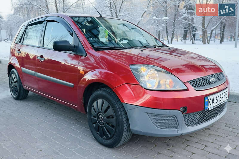 Хетчбек Ford Fiesta 2007 в Києві
