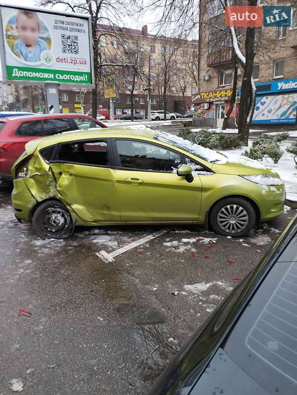 Хэтчбек Ford Fiesta 2011 в Запорожье