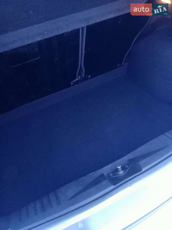 Хетчбек Ford Fiesta 2007 в Дніпрі