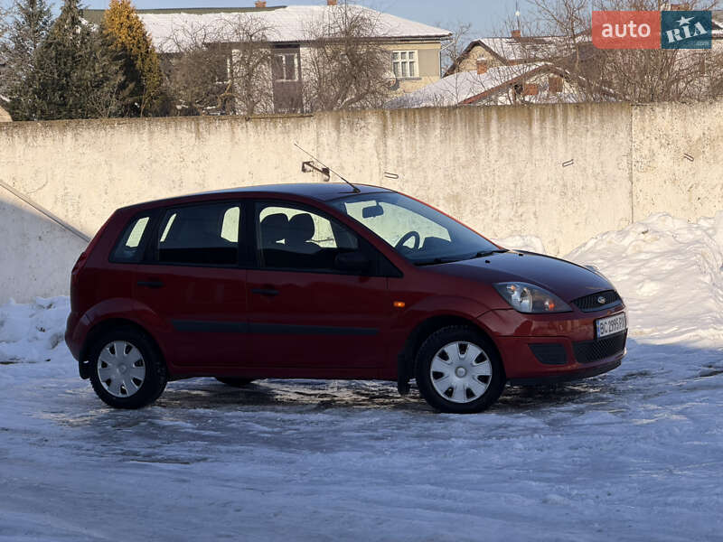 Хетчбек Ford Fiesta 2007 в Дрогобичі