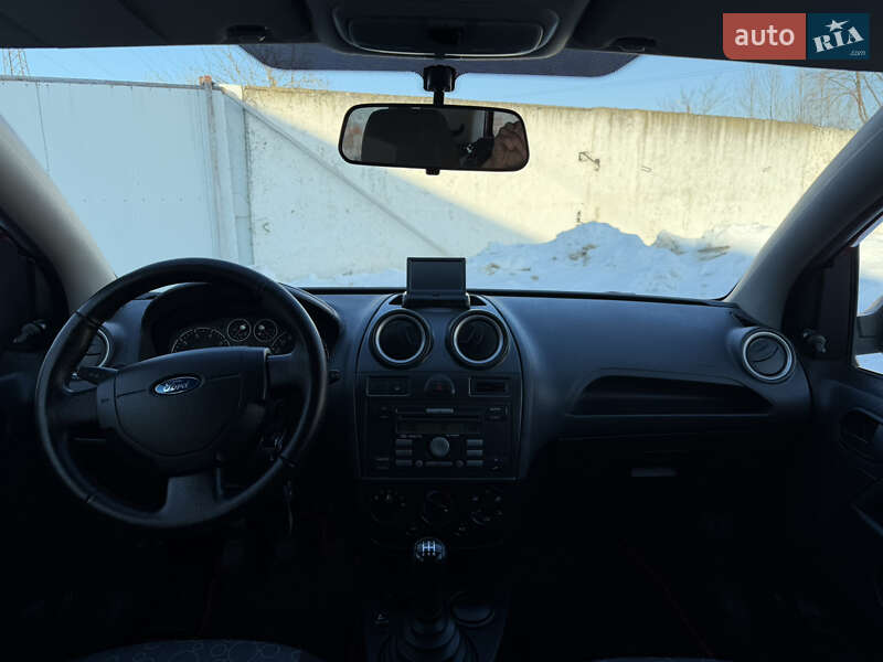 Хетчбек Ford Fiesta 2007 в Дрогобичі