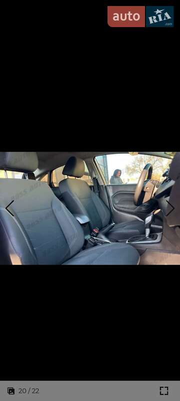 Седан Ford Fiesta 2015 в Києві