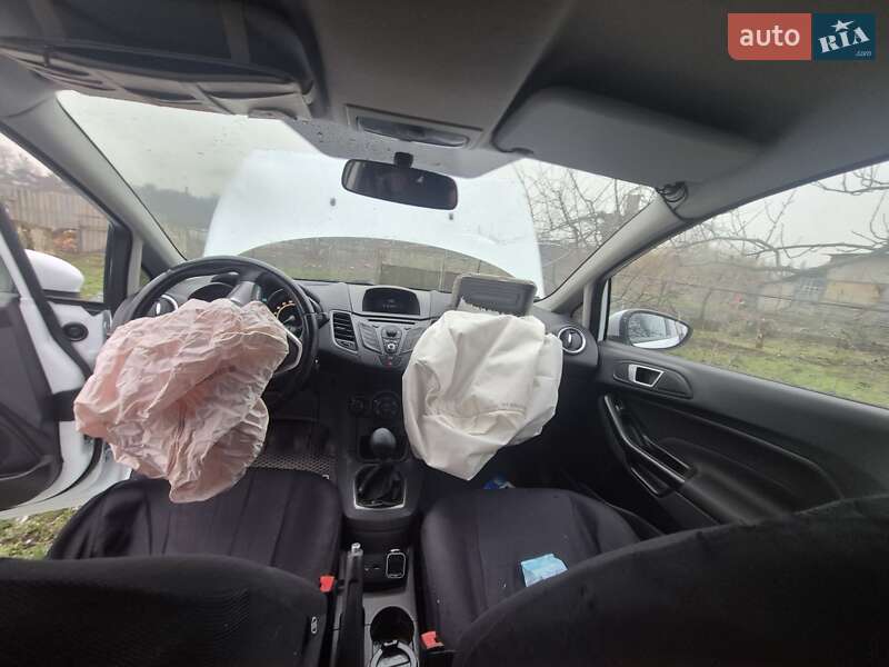 Хетчбек Ford Fiesta 2013 в Яготині