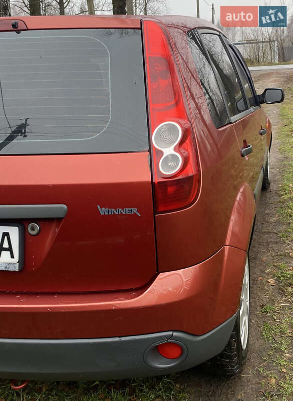 Хэтчбек Ford Fiesta 2006 в Корюковке фото 6 Хэтчбек Ford Fiesta 2006 в Корюковке