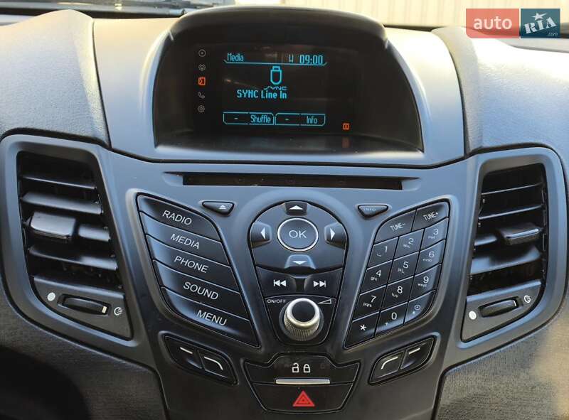 Седан Ford Fiesta 2017 в Києві