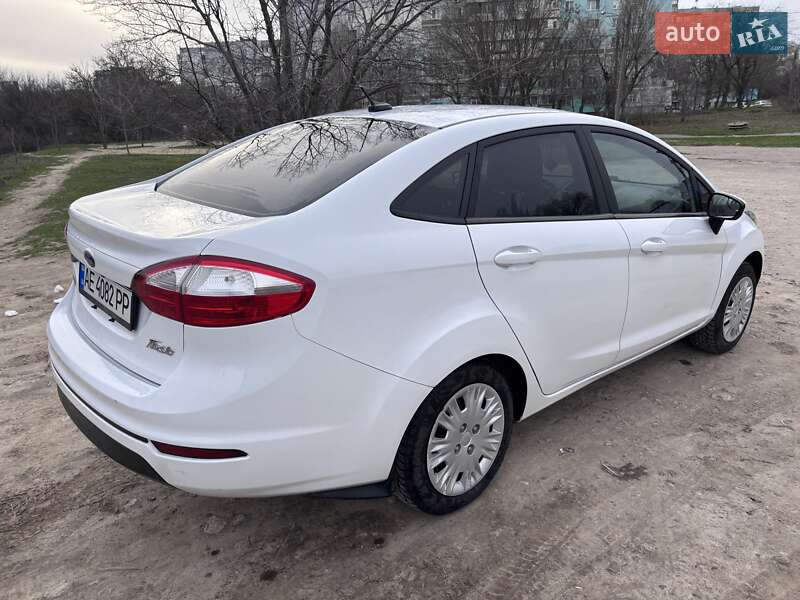 Седан Ford Fiesta 2018 в Запоріжжі фото 4 Седан Ford Fiesta 2018 в Запоріжжі