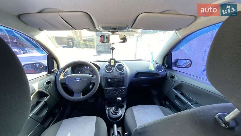 Хэтчбек Ford Fiesta 2007 в Днепре