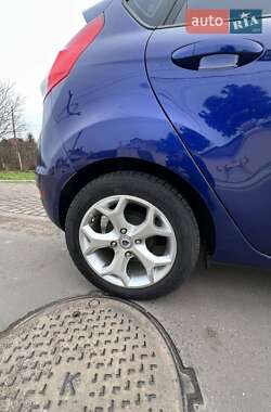 Хетчбек Ford Fiesta 2013 в Одесі
