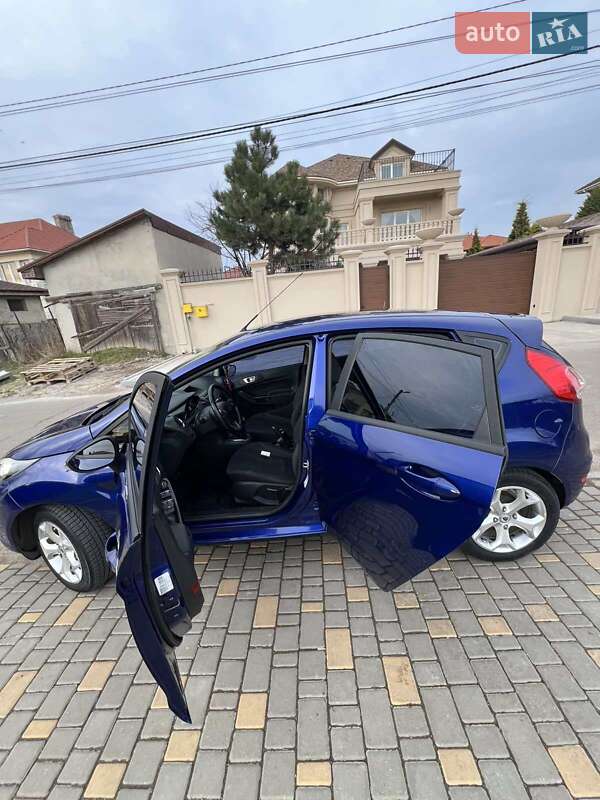 Хэтчбек Ford Fiesta 2013 в Одессе