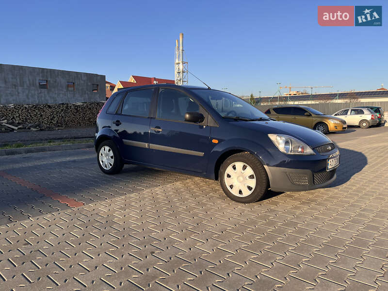 Хетчбек Ford Fiesta 2008 в Мукачевому фото Хетчбек Ford Fiesta 2008 в Мукачевому