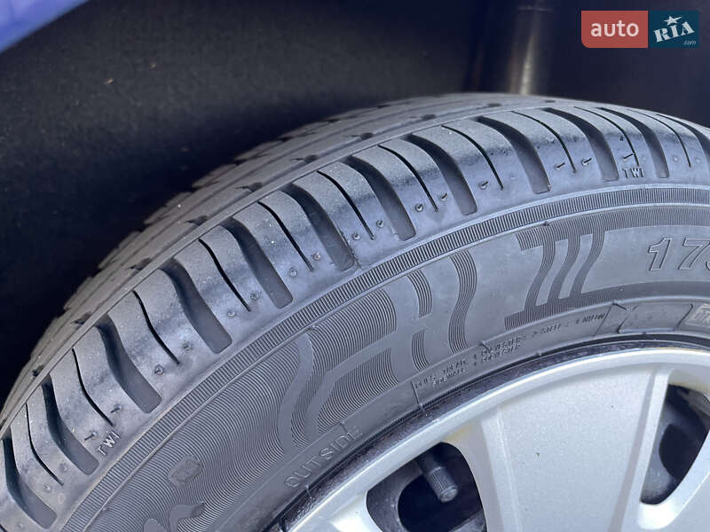 Хетчбек Ford Fiesta 2008 в Мукачевому фото 35 Хетчбек Ford Fiesta 2008 в Мукачевому