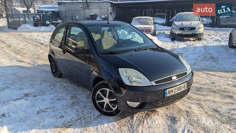 Хетчбек Ford Fiesta 2003 в Житомирі