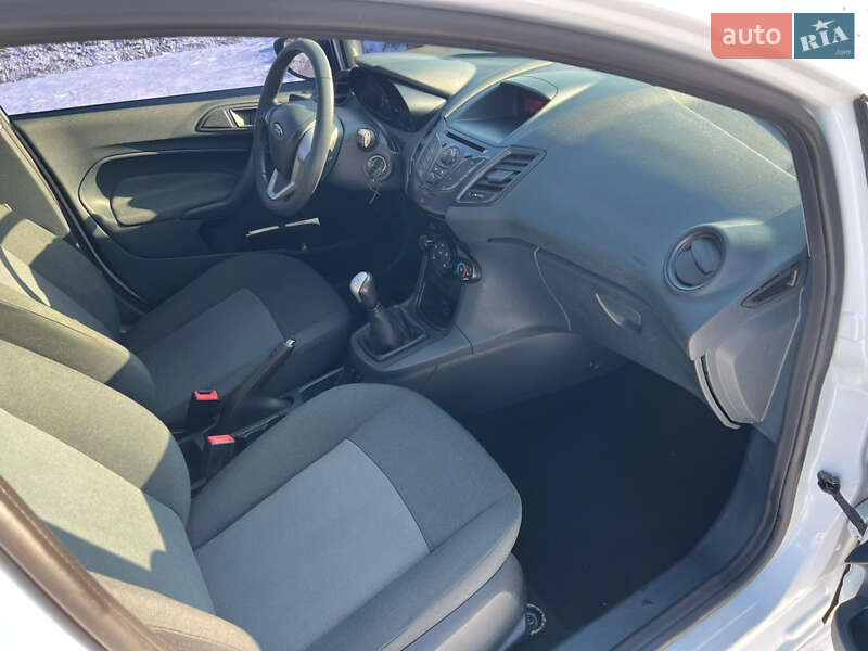 Хетчбек Ford Fiesta 2011 в Кременчуці фото 12 Хетчбек Ford Fiesta 2011 в Кременчуці