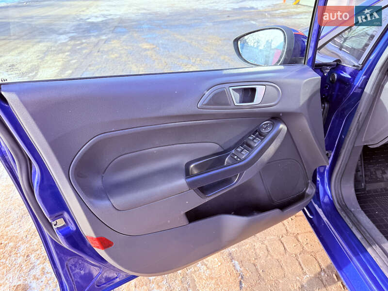 Хэтчбек Ford Fiesta 2017 в Харькове