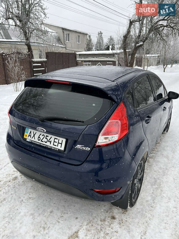 Хетчбек Ford Fiesta 2013 в Високому фото 6 Хетчбек Ford Fiesta 2013 в Високому