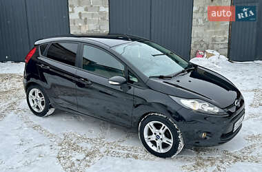 Хетчбек Ford Fiesta 2011 в Житомирі