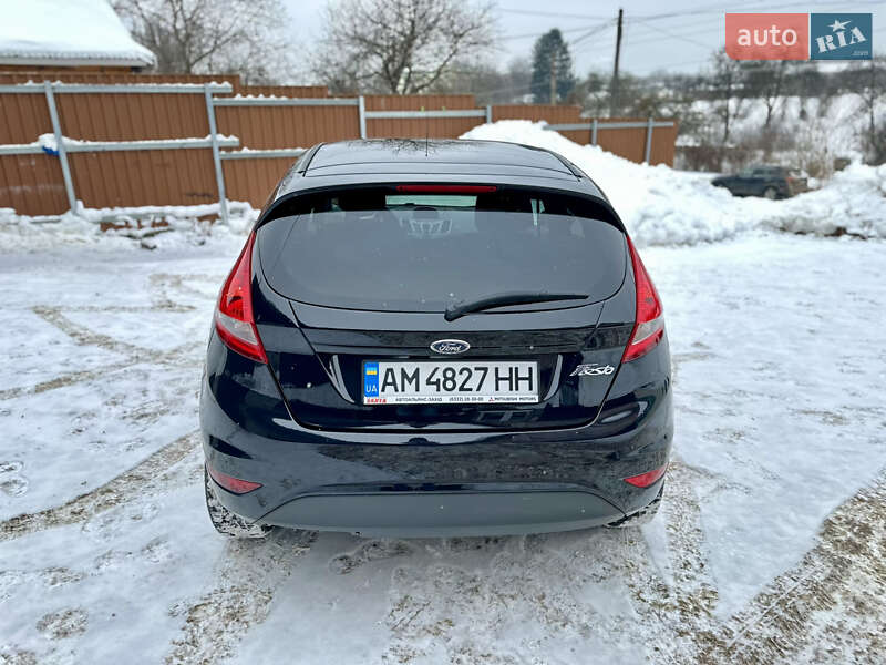 Хетчбек Ford Fiesta 2011 в Житомирі