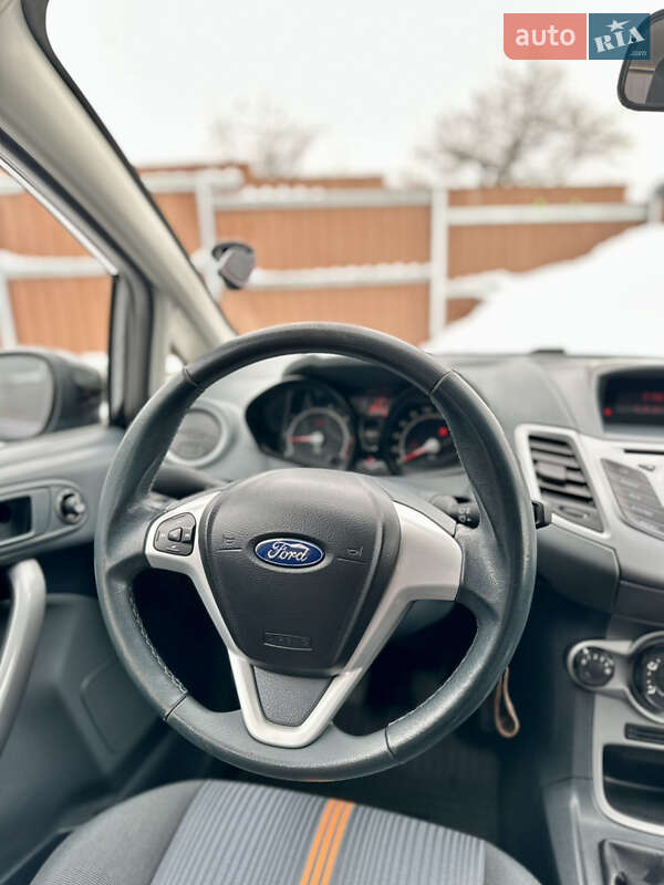 Хетчбек Ford Fiesta 2011 в Житомирі