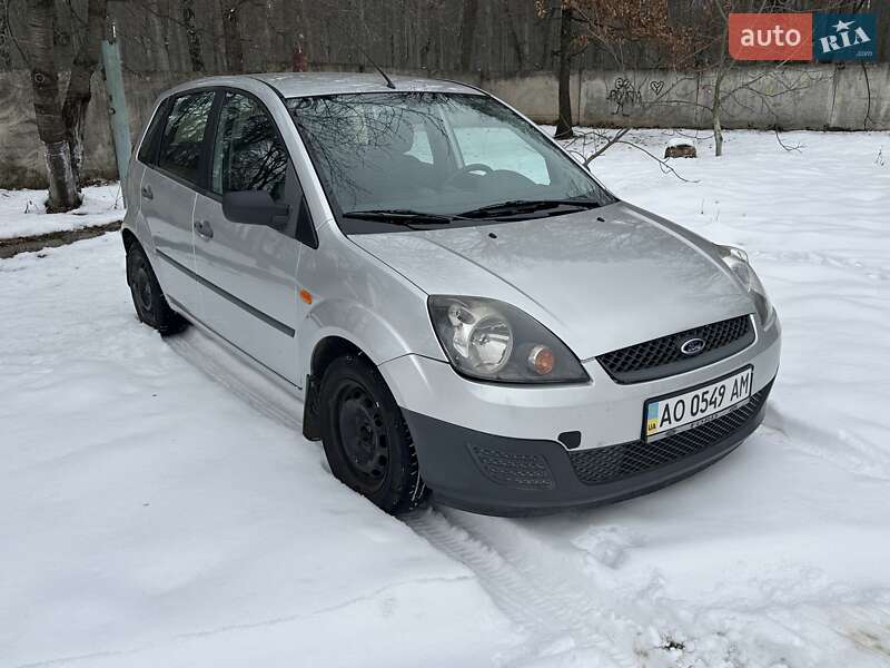Хетчбек Ford Fiesta 2007 в Мукачевому фото 2 Хетчбек Ford Fiesta 2007 в Мукачевому