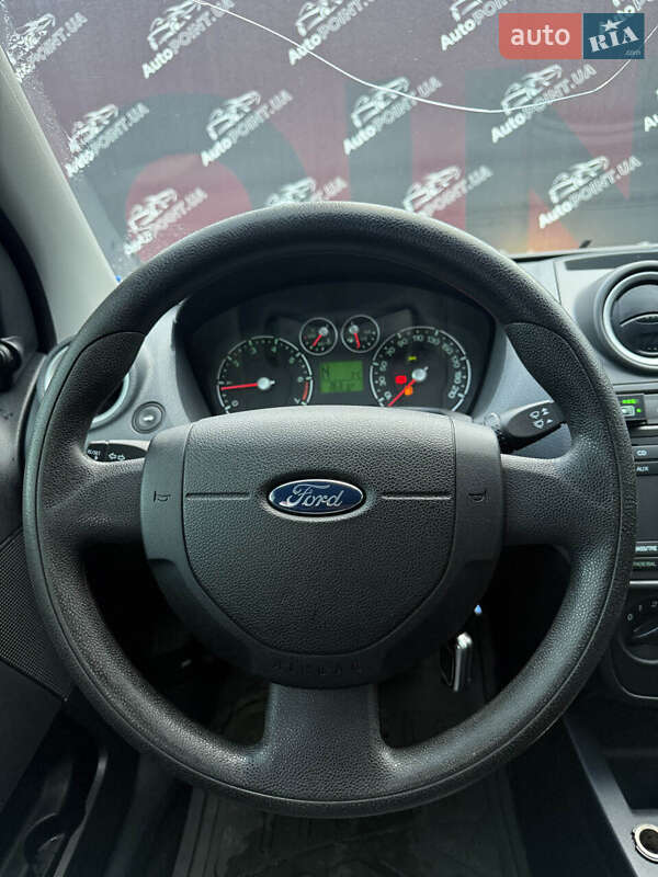 Хэтчбек Ford Fiesta 2006 в Сумах