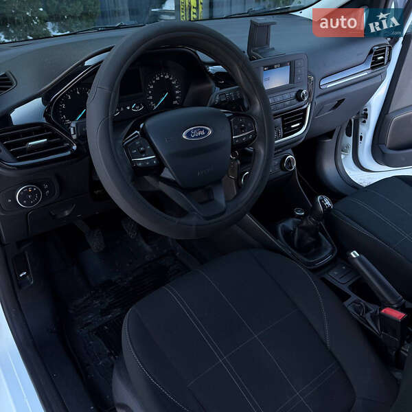 Хэтчбек Ford Fiesta 2018 в Днепре