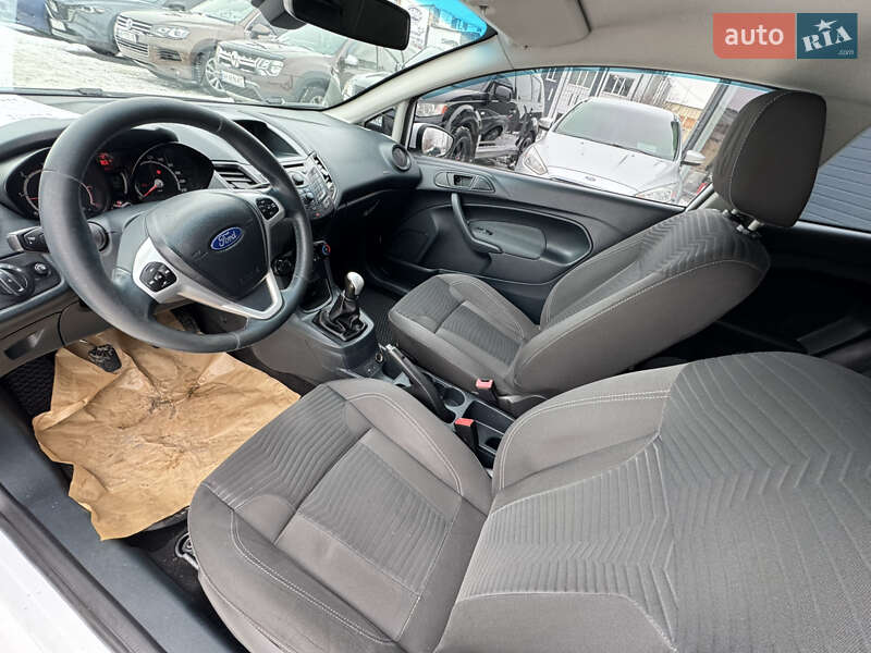 Хетчбек Ford Fiesta 2011 в Запоріжжі фото 19 Хетчбек Ford Fiesta 2011 в Запоріжжі