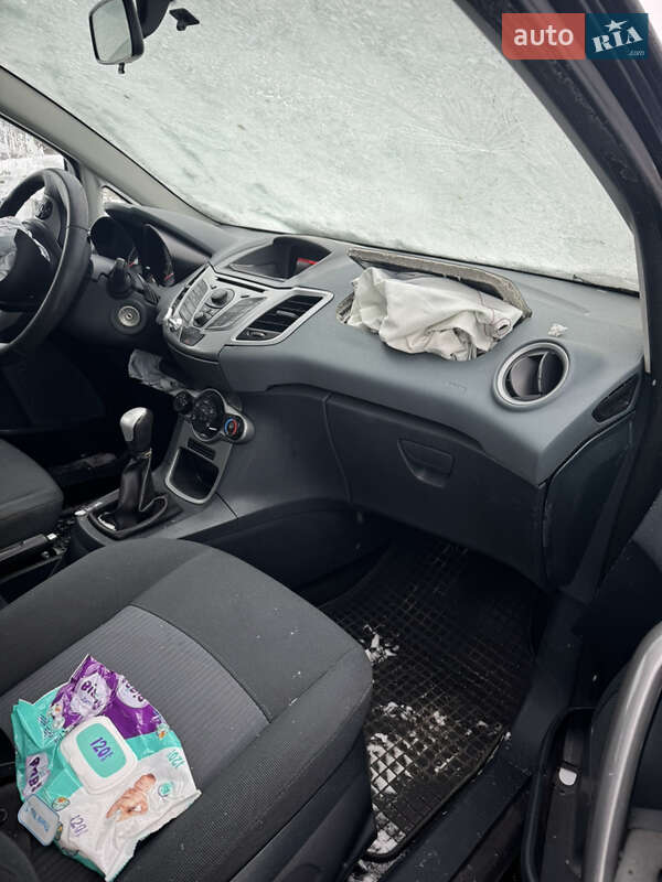 Хетчбек Ford Fiesta 2011 в Хмельницькому фото 2 Хетчбек Ford Fiesta 2011 в Хмельницькому