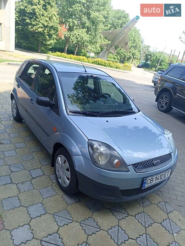 Хетчбек Ford Fiesta 2007 в Чернігові