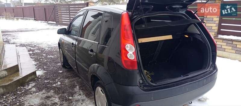 Хэтчбек Ford Fiesta 2007 в Ивано-Франковске