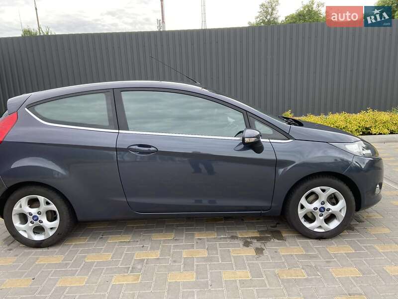Хетчбек Ford Fiesta 2011 в Вінниці