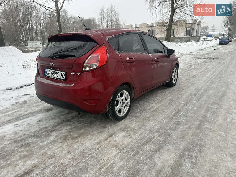 Хэтчбек Ford Fiesta 2014 в Киеве