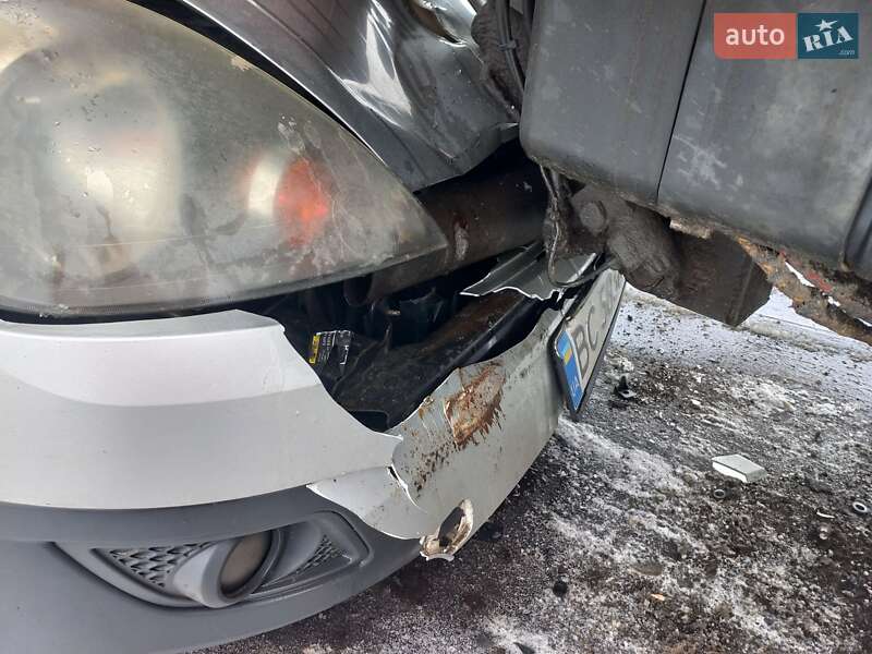 Хетчбек Ford Fiesta 2008 в Львові