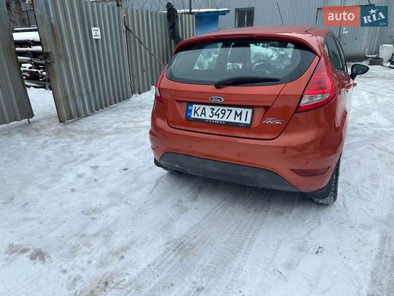 Хэтчбек Ford Fiesta 2011 в Киеве фото 3 Хэтчбек Ford Fiesta 2011 в Киеве