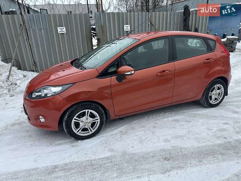 Хэтчбек Ford Fiesta 2011 в Киеве фото 5 Хэтчбек Ford Fiesta 2011 в Киеве