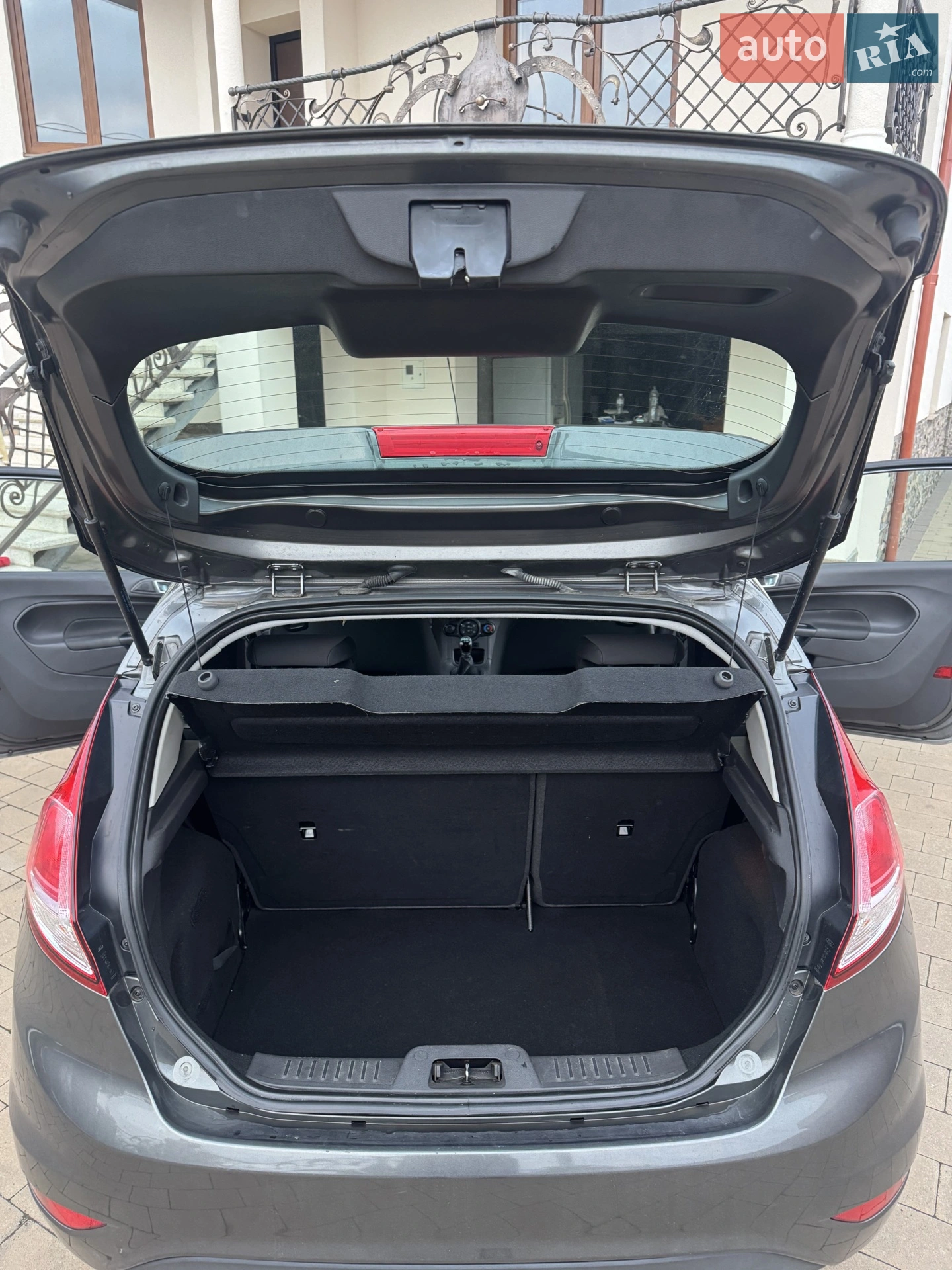 2016 Ford Fiesta - мініатюра 10