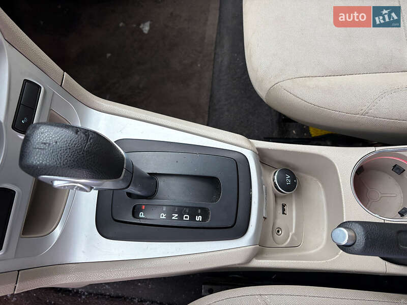 Хетчбек Ford Fiesta 2016 в Львові