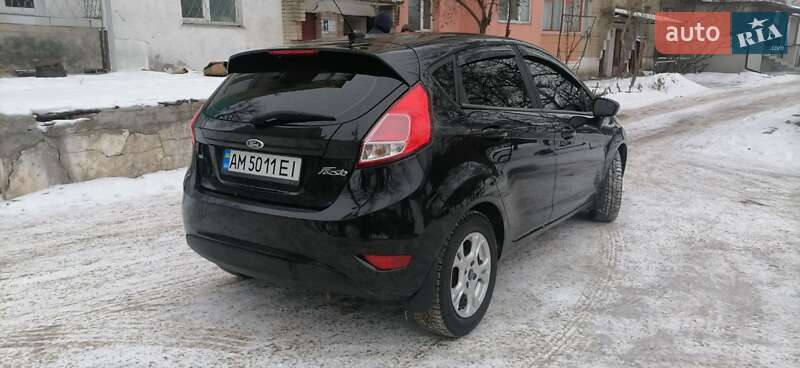 Хетчбек Ford Fiesta 2014 в Бершаді