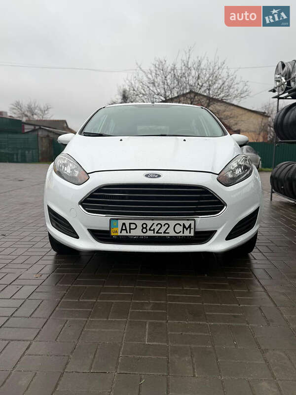 Хэтчбек Ford Fiesta 2014 в Запорожье