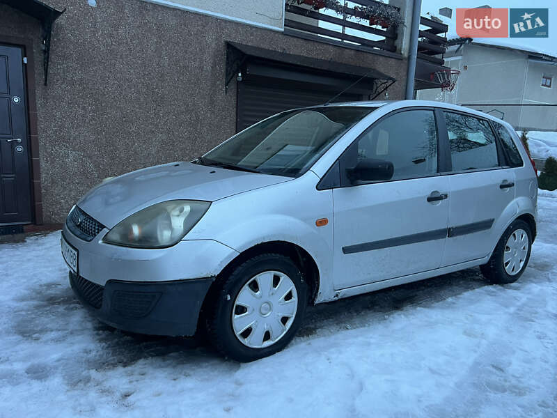 Хэтчбек Ford Fiesta 2006 в Тернополе