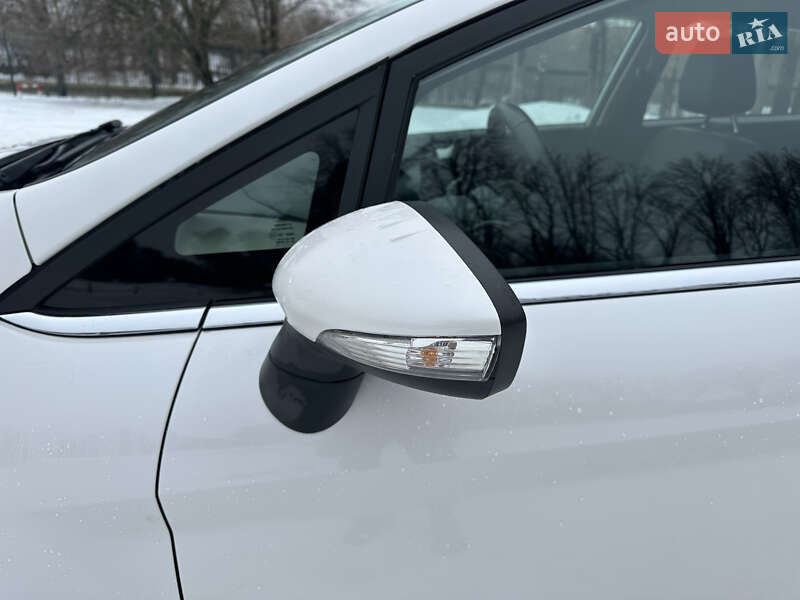 Хетчбек Ford Fiesta 2017 в Харкові фото 26 Хетчбек Ford Fiesta 2017 в Харкові