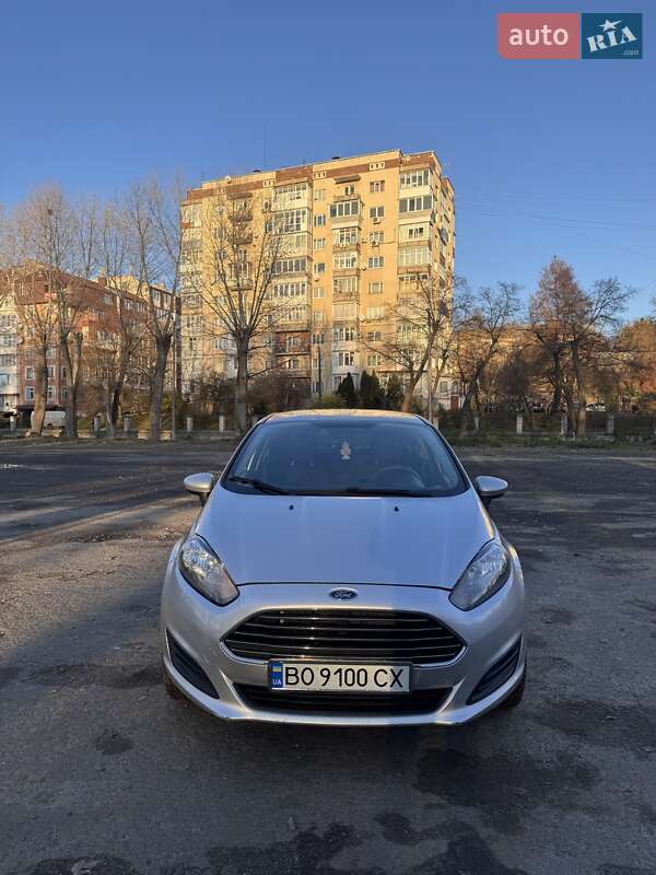 Седан Ford Fiesta 2018 в Тернополе фото Седан Ford Fiesta 2018 в Тернополе