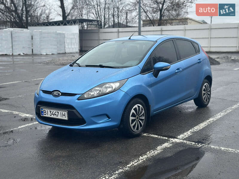 Хэтчбек Ford Fiesta 2011 в Кременчуге