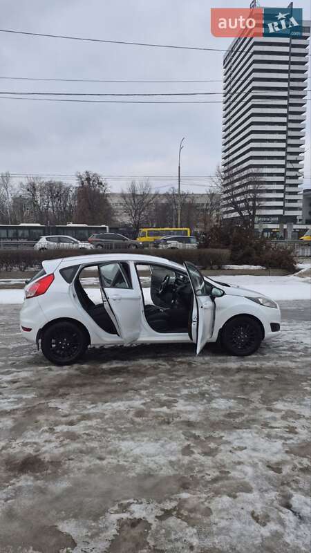 Хэтчбек Ford Fiesta 2017 в Киеве фото 10 Хэтчбек Ford Fiesta 2017 в Киеве